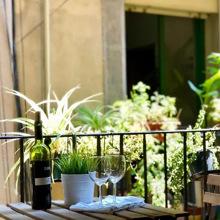 Old Town 4-bedroom * Barcelona