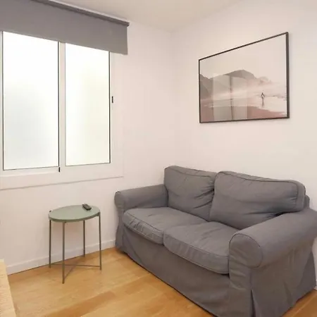 Old Town 4-bedroom Apartment Barcelona